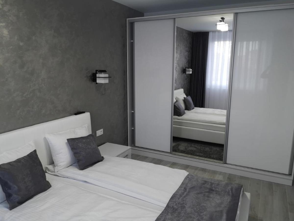 Gala Residence In Oradea Extérieur photo